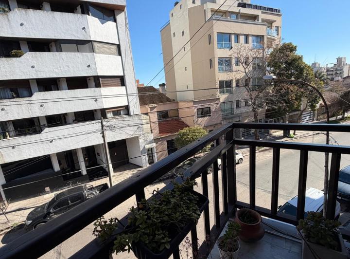Departamento · 50m² · 2 Ambientes · 1 Cochera
