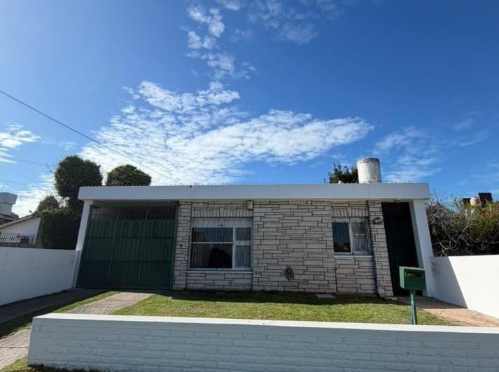 Casa · 60m² · 3 Ambientes · 1 Cochera