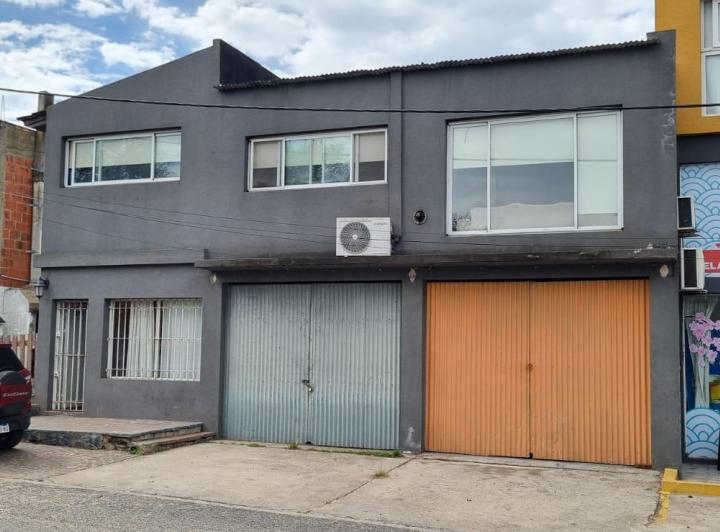 Bodega-Galpón · 160m²