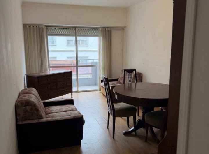 Departamento · 50m² · 2 Ambientes · 1 Cochera