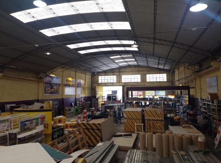 Bodega-Galpón · 750m² · 1 Cochera