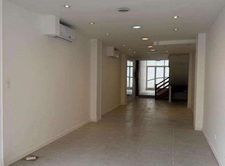 Local comercial · 138m² · 1 Ambiente