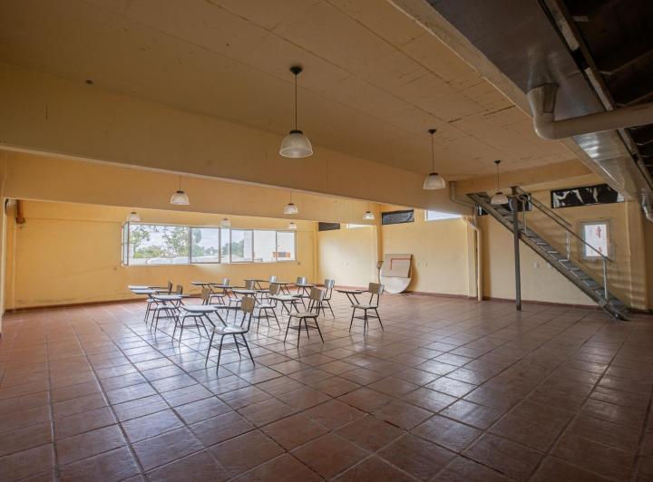 Local comercial · 250m² · 5 Ambientes