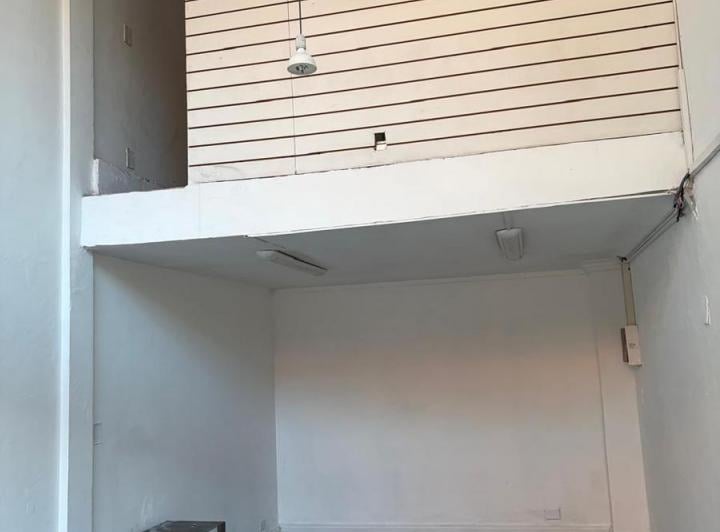 Local comercial · 18m²