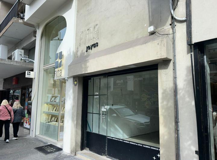 Local comercial · 42m²