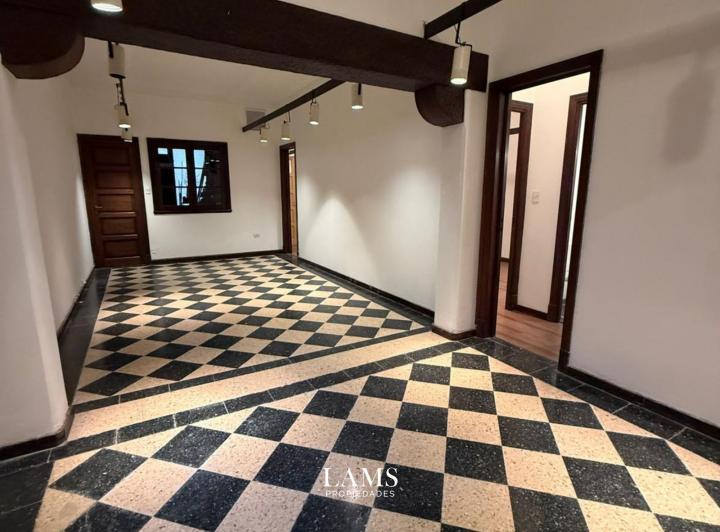 Local comercial · 120m² · 4 Ambientes