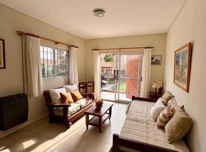 Departamento · 50m² · 2 Ambientes · 1 Cochera