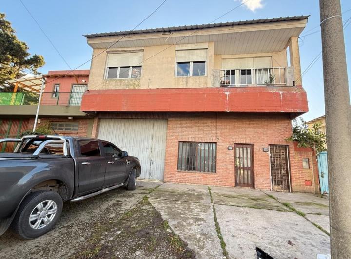 Local comercial · 150m² · 3 Ambientes · 1 Cochera