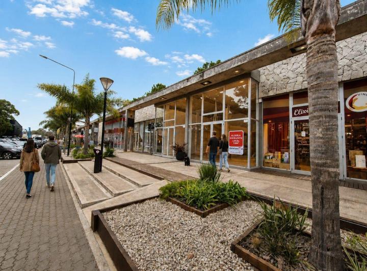 Local comercial · 110m²