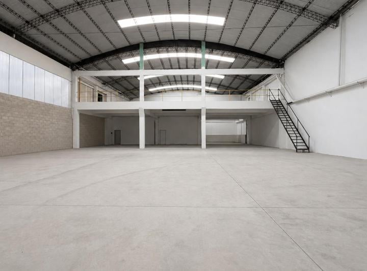Bodega-Galpón · 1200m²