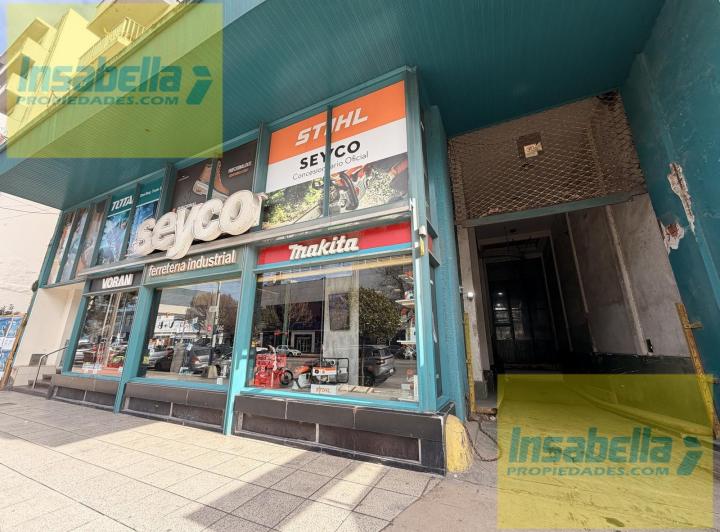 Local comercial · 1812m²