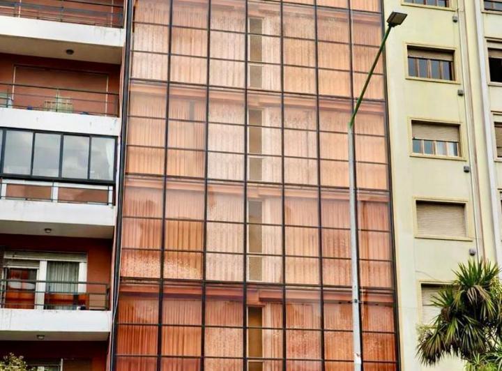 Edificio · 900m² · 16 Ambientes