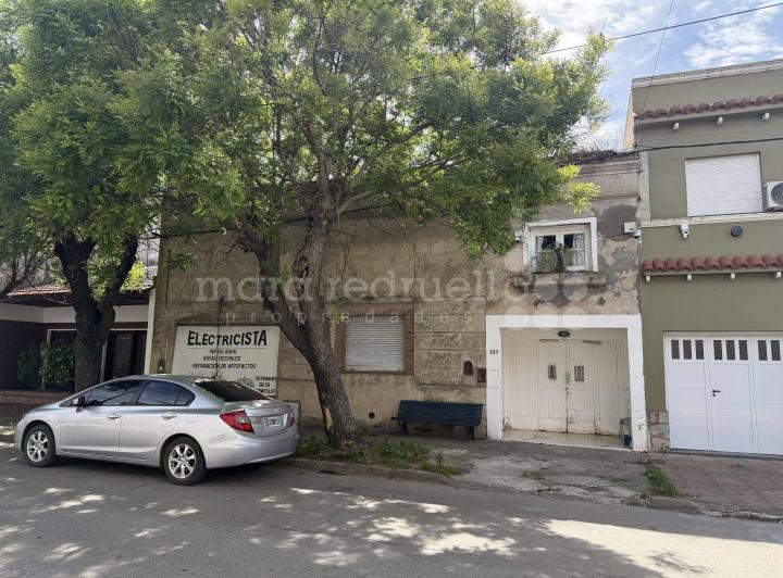 Casa · 200m² · 1 Cochera