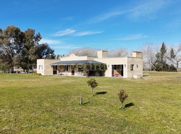 Casa · 143m² · 5 Ambientes · 1 Cochera
