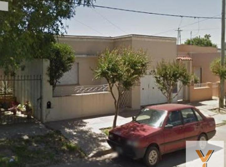 Casa · 120m² · 5 Ambientes · 1 Cochera