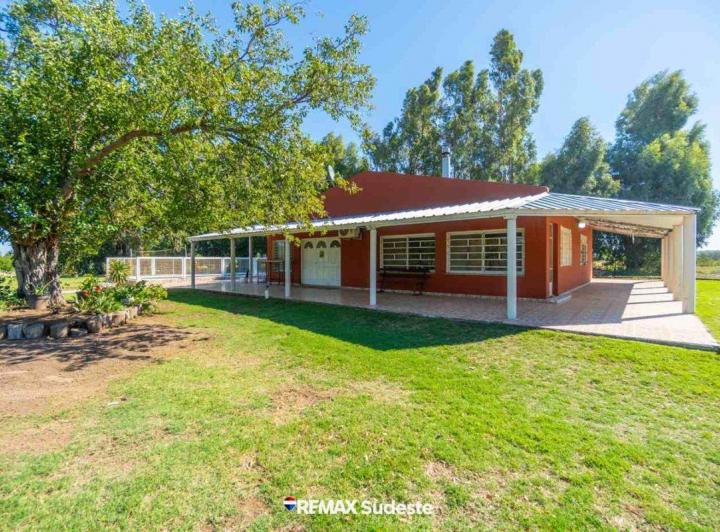 Quinta vacacional · 366m² · 4 Dormitorios