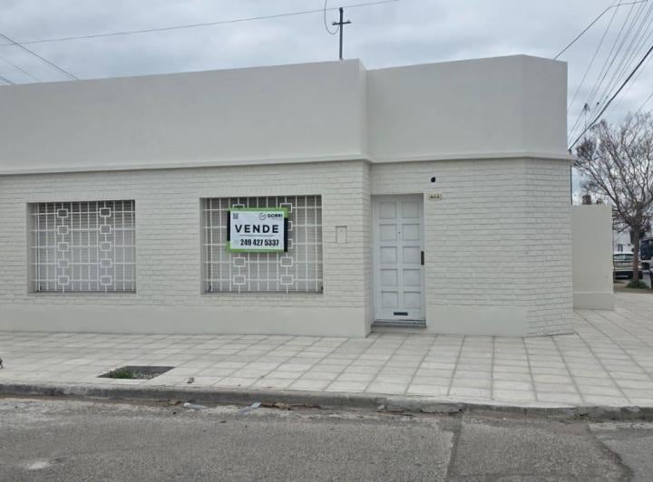 Casa · 119m² · 5 Ambientes · 1 Cochera