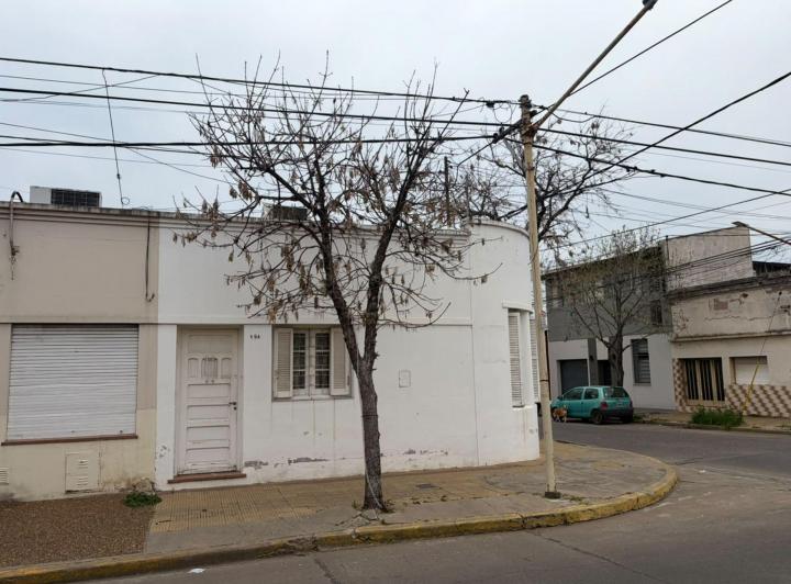 Casa · 110m² · 3 Ambientes · 1 Cochera