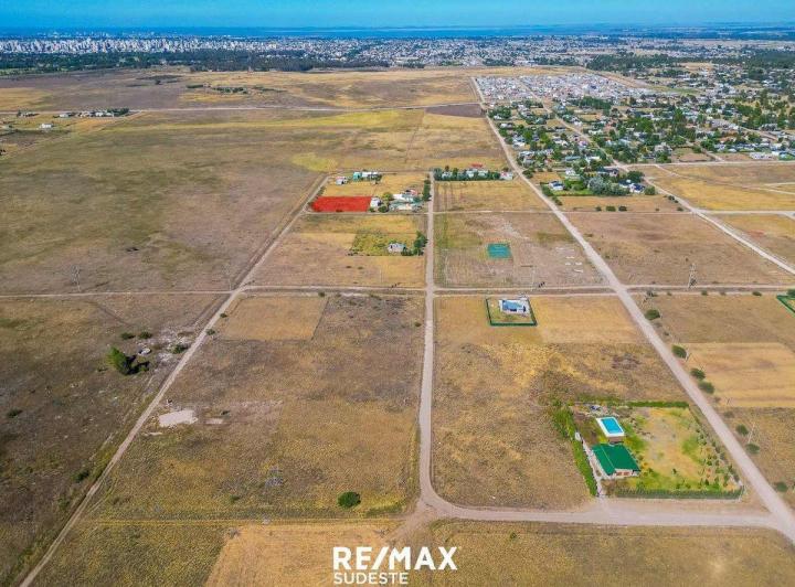 Terreno · 3030m²