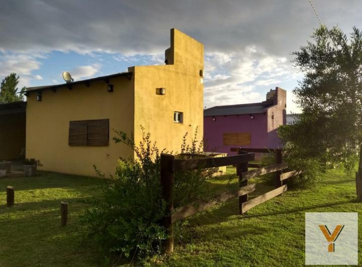 Casa · 200m² · 2 Ambientes