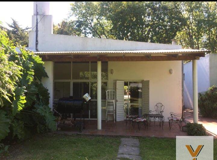 Casa · 110m² · 3 Ambientes · 1 Cochera
