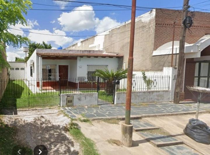 Casa · 90m² · 3 Ambientes · 1 Cochera