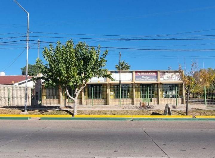 Local comercial · 300m²
