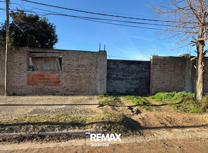Terreno · 163m²