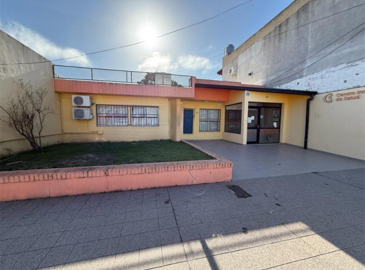 Casa · 130m² · 6 Ambientes · 1 Cochera