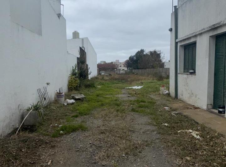 Terreno · 843m²