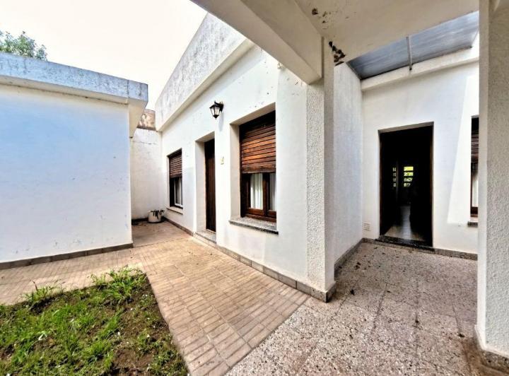 Casa · 150m² · 4 Ambientes · 1 Cochera