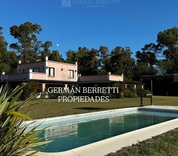 Quinta vacacional · 180m² · 5 Ambientes · 1 Cochera