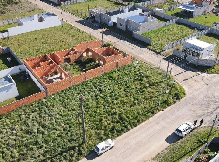 Terreno · 375m²