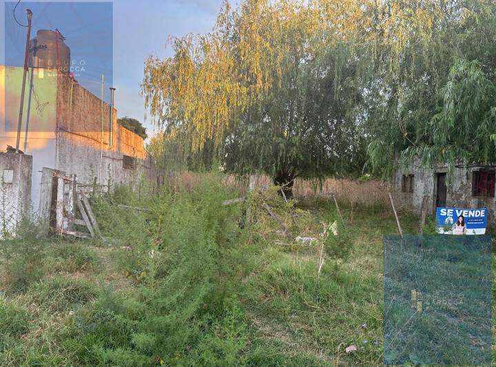 Terreno · 233m²
