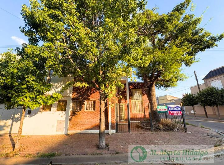 Casa · 110m² · 5 Ambientes · 1 Cochera