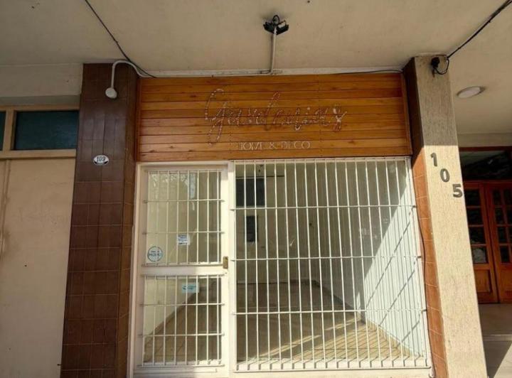 Local comercial · 26m² · 2 Ambientes · 1 Cochera