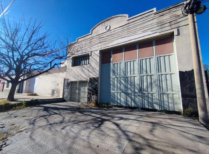 Depósito · 248m² · 3 Ambientes
