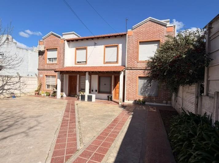 Departamento · 10m² · 3 Ambientes · 1 Cochera
