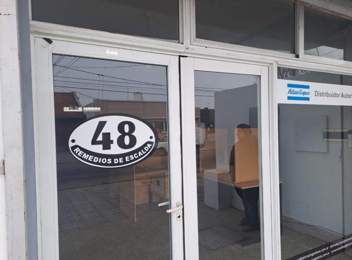 Local comercial · 48m²