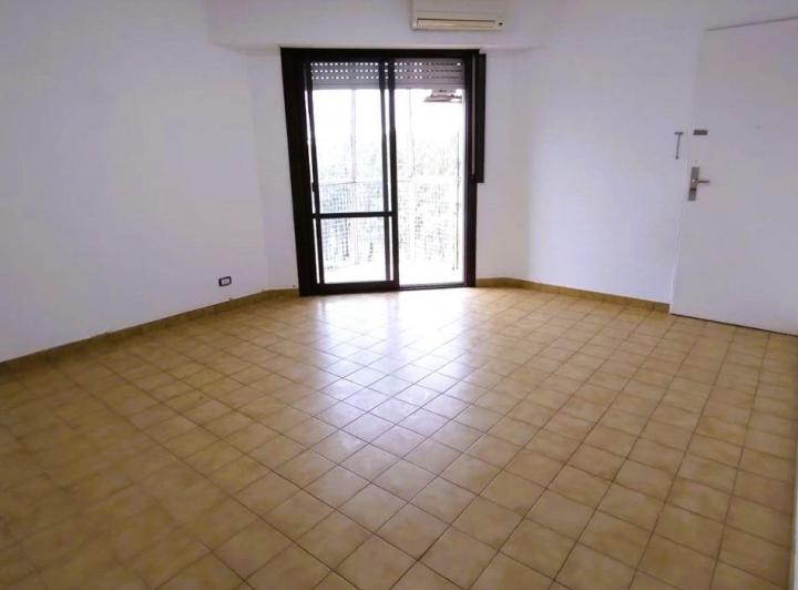 Departamento · 40m² · 2 Ambientes · 1 Cochera