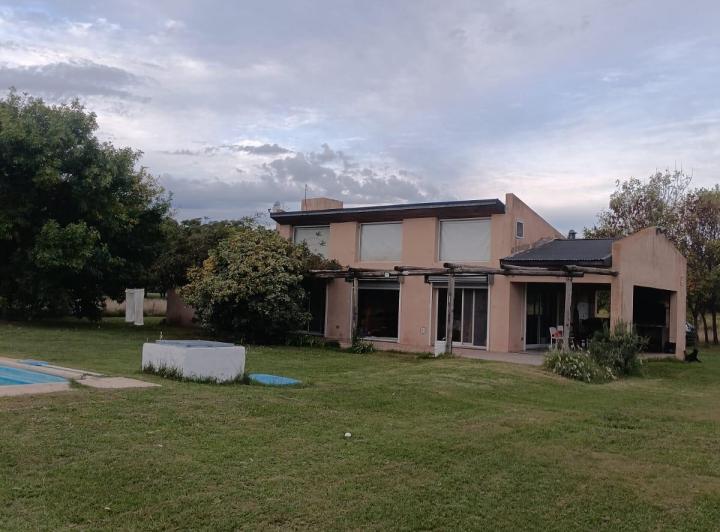 Quinta vacacional · 120m² · 6 Ambientes · 6 Cocheras