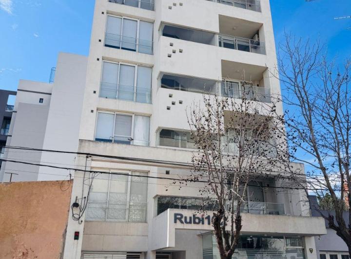 Departamento · 1m² · 2 Ambientes · 1 Cochera