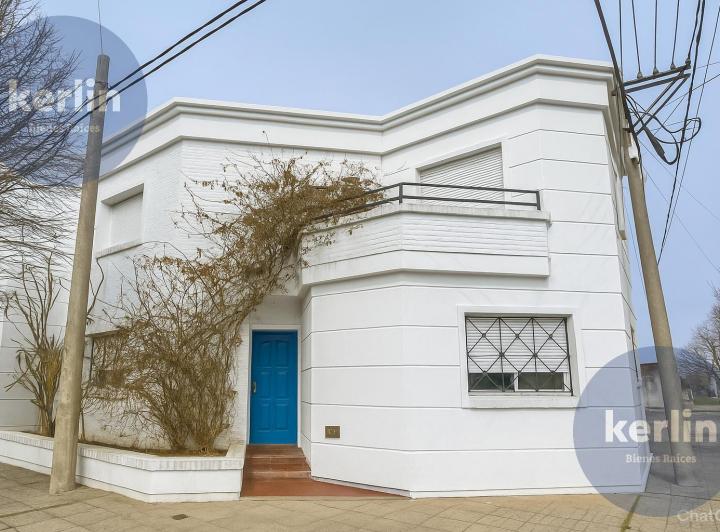 Casa · 116m² · 6 Ambientes · 1 Cochera