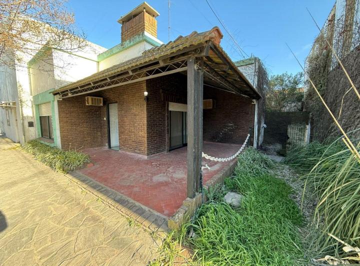 Casa · 100m² · 3 Ambientes · 1 Cochera