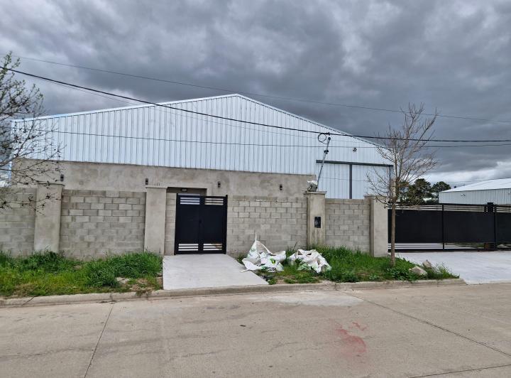 Bodega-Galpón · 600m²