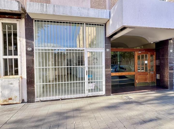 Local comercial · 30m² · 2 Ambientes
