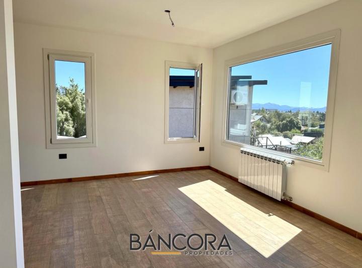 PH · 100m² · 4 Ambientes · 1 Cochera
