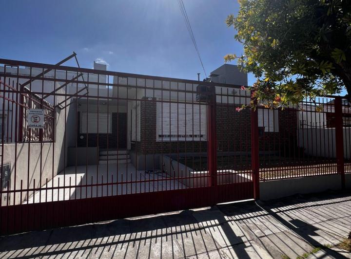 Casa · 123m² · 9 Ambientes