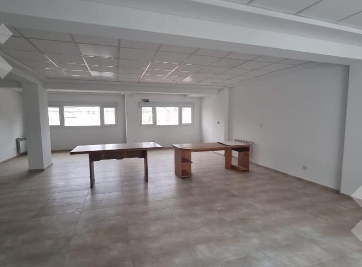 Oficina comercial · 83m²