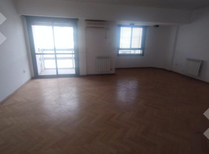 Departamento · 105m² · 5 Ambientes · 2 Cocheras